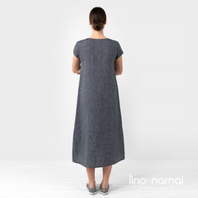 Lininė mėlyna suknelė, nugaros pusė