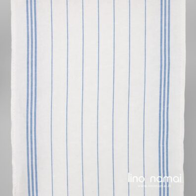 Puslininis rankšluostinis audinys mėlynais dryžiais