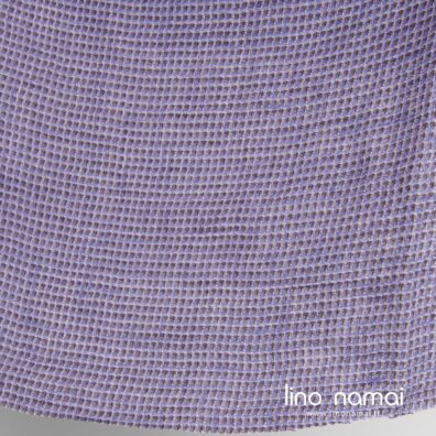 Lininis audinys violetinis „vaflinis“ skalbtas chalatams, vonios, virtuvės rankšluosčiams siūti