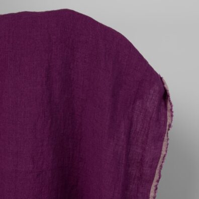Lino audinys raudonai violetinis skalbtas, minkštas, švelnus